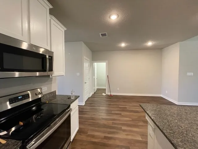 $2,225 | 3241 Starflower, New Braunfels, TX 78130