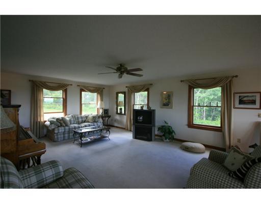 637 Wiswell Road Holden, ME 04429 - Photo 8 of 25 Living Room.