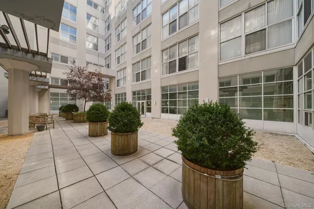 $419,000 | 1 Landmark Square, Unit 601, Port Chester, NY 10573