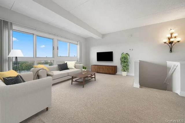 $419,000 | 1 Landmark Square, Unit 601, Port Chester, NY 10573