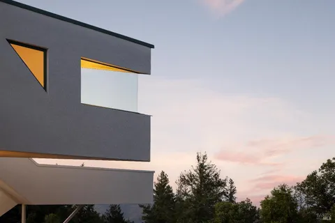 $14,900,000 | 3000 Mt Veeder Road, Napa, CA 94558