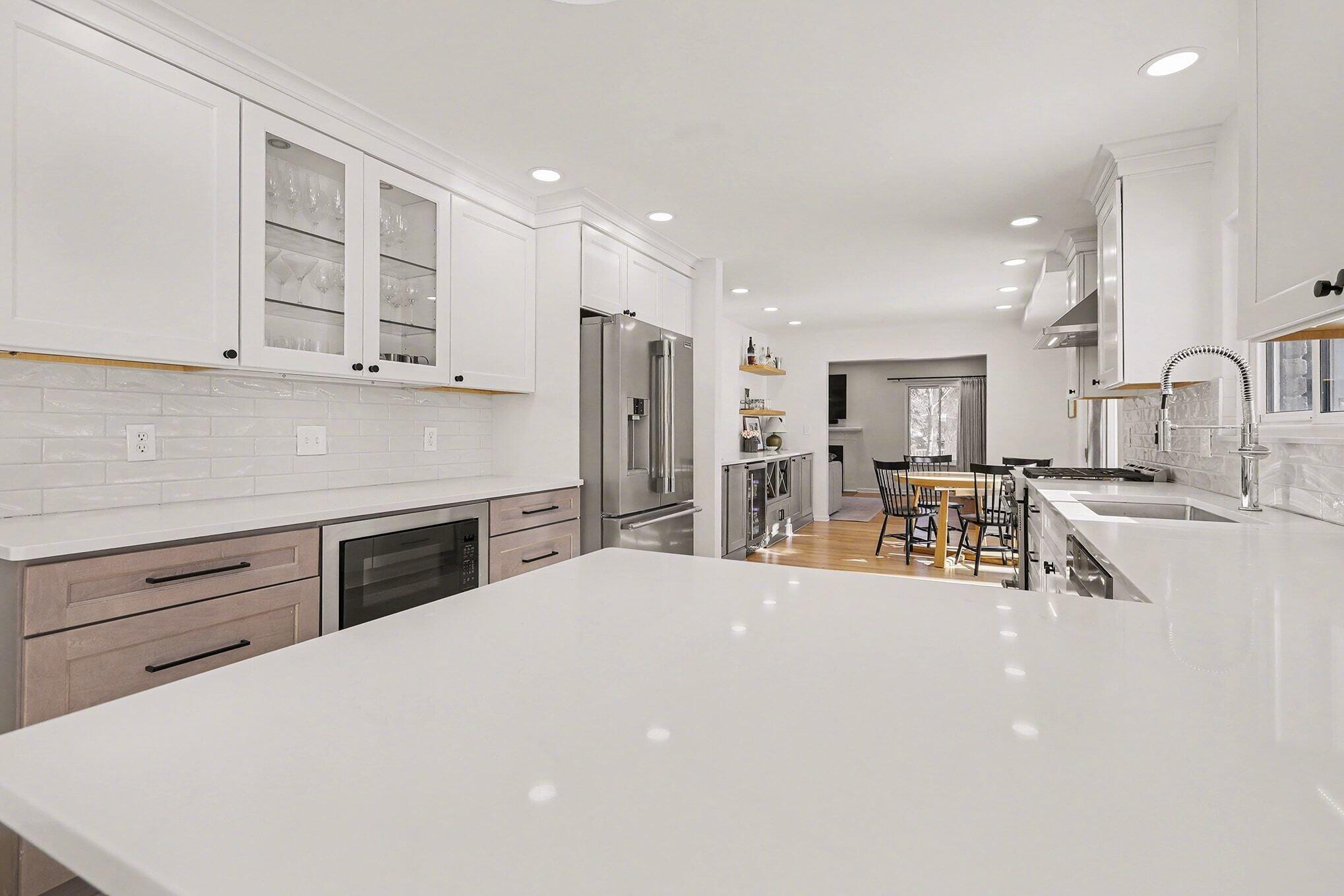 2460 Adare Road Ann Arbor, MI 48104 - Photo 24 of 62 019_file_5843