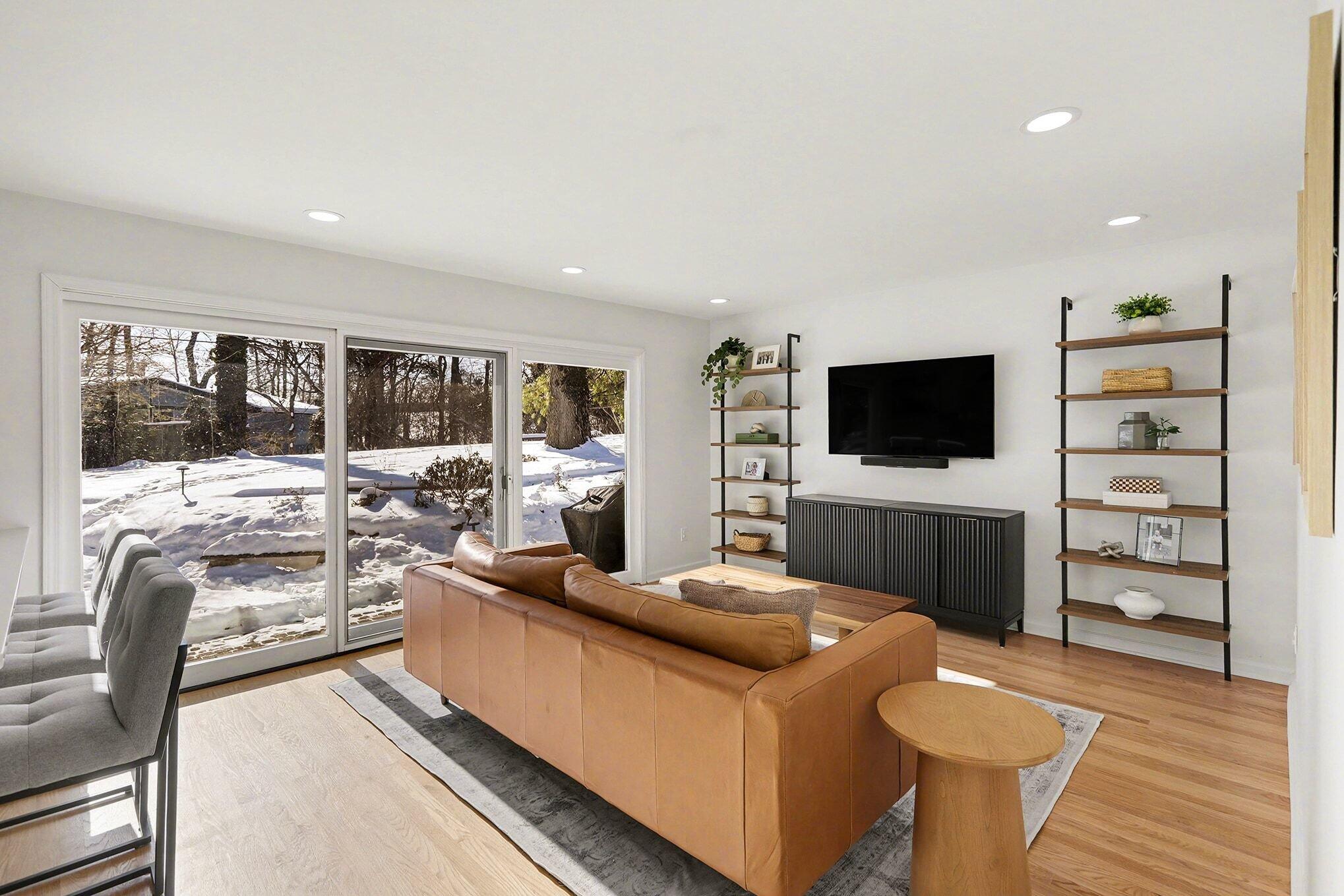 2460 Adare Road Ann Arbor, MI 48104 - Photo 27 of 62 023_file_6881