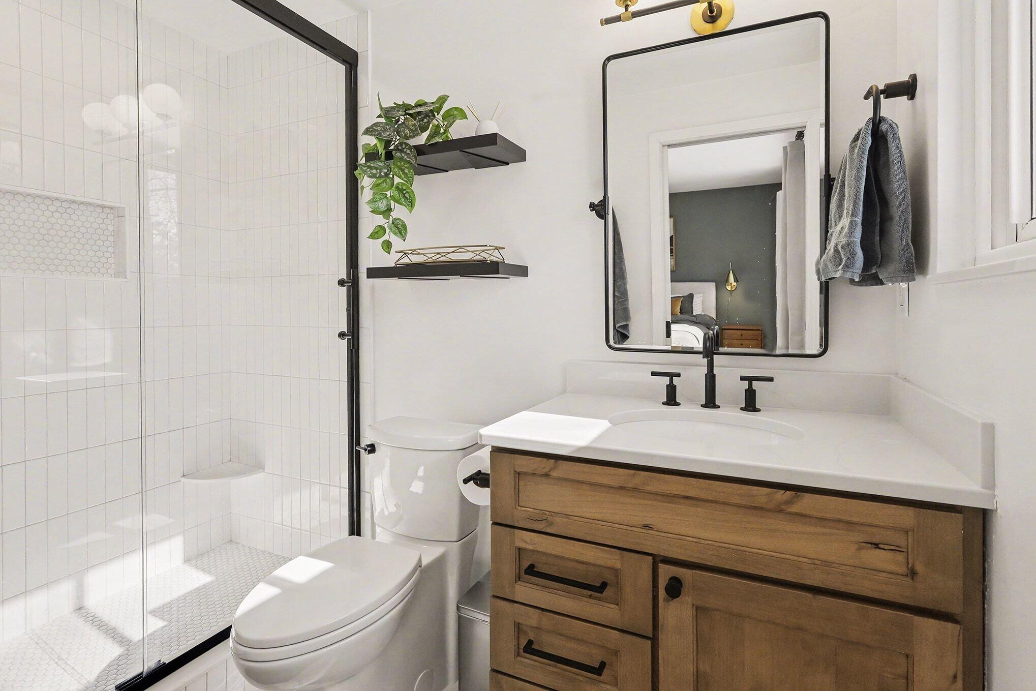 2460 Adare Road Ann Arbor, MI 48104 - Photo 37 of 62 033_file_7034