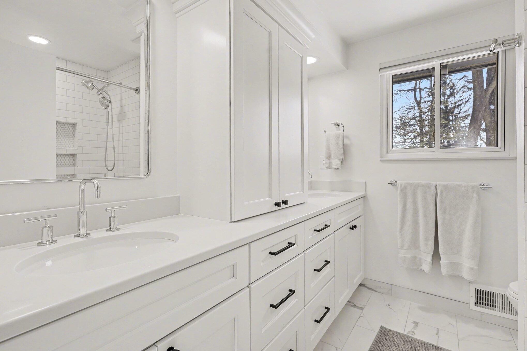 2460 Adare Road Ann Arbor, MI 48104 - Photo 47 of 62 030_file_6162