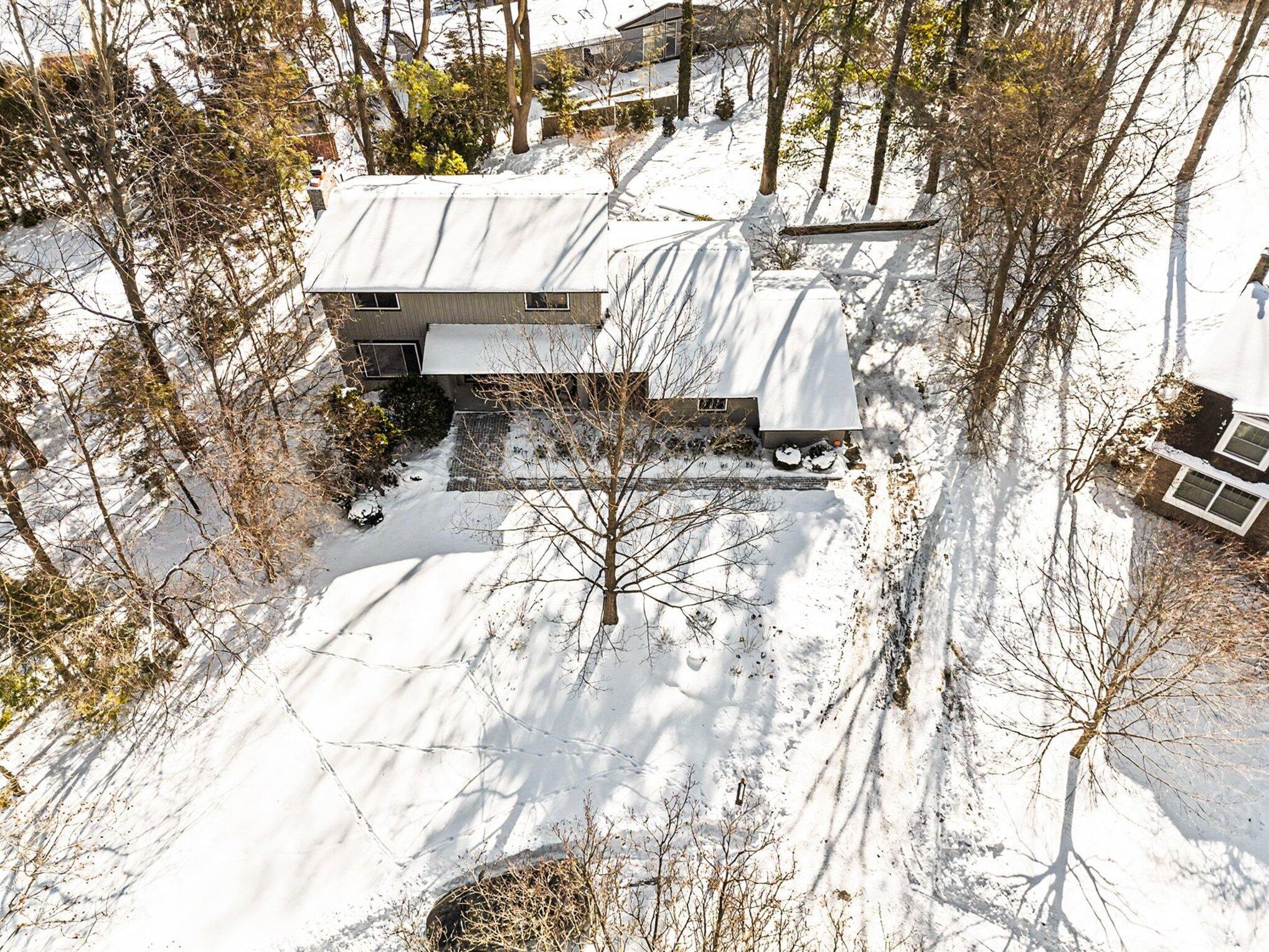 2460 Adare Road Ann Arbor, MI 48104 - Photo 58 of 62 054_file_8080