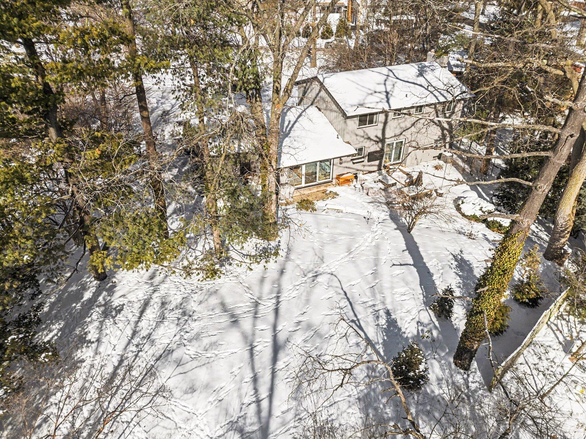 2460 Adare Road Ann Arbor, MI 48104 - Photo 62 of 62 058_file_5397