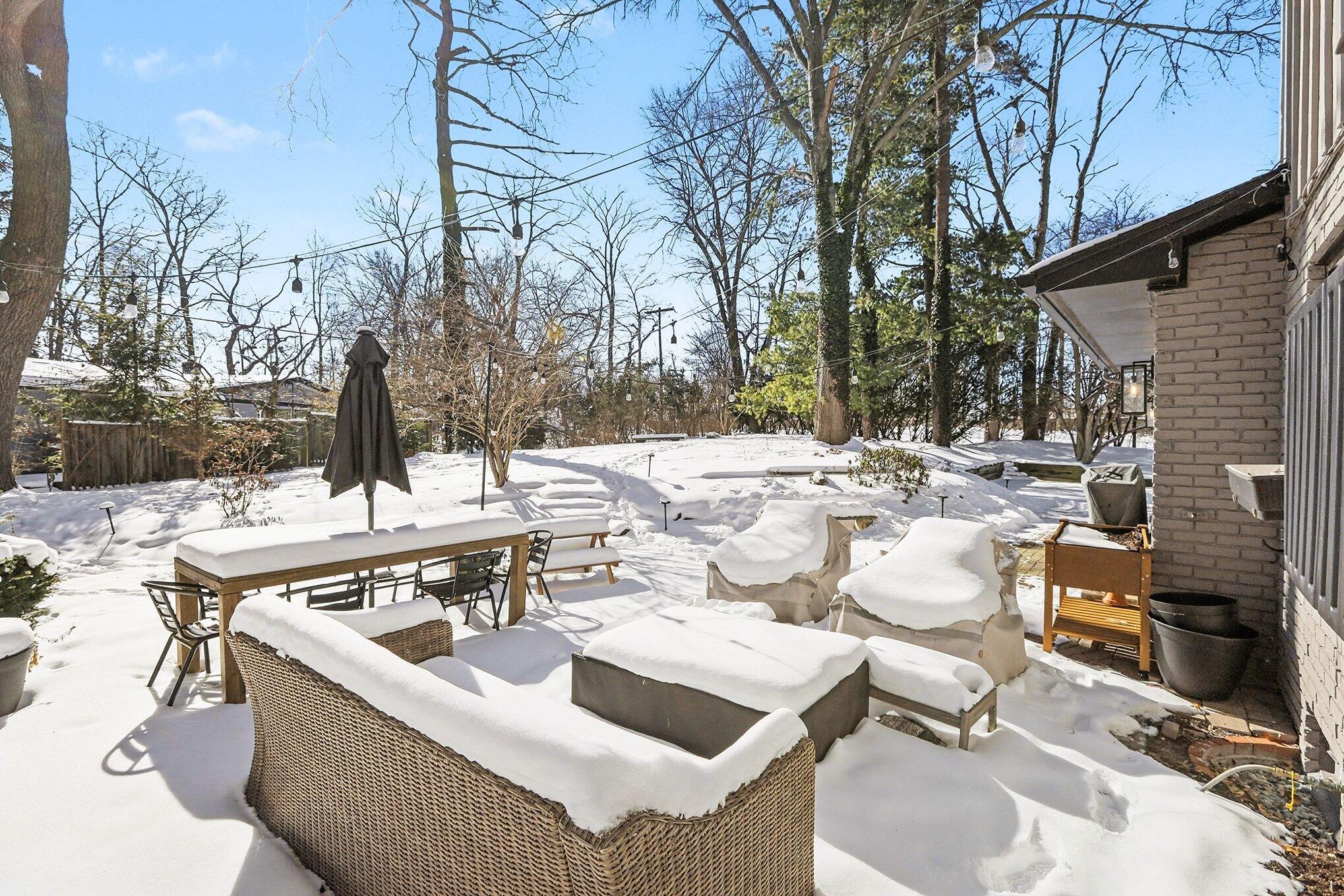 2460 Adare Road Ann Arbor, MI 48104 - Photo 7 of 62 046_file_1894