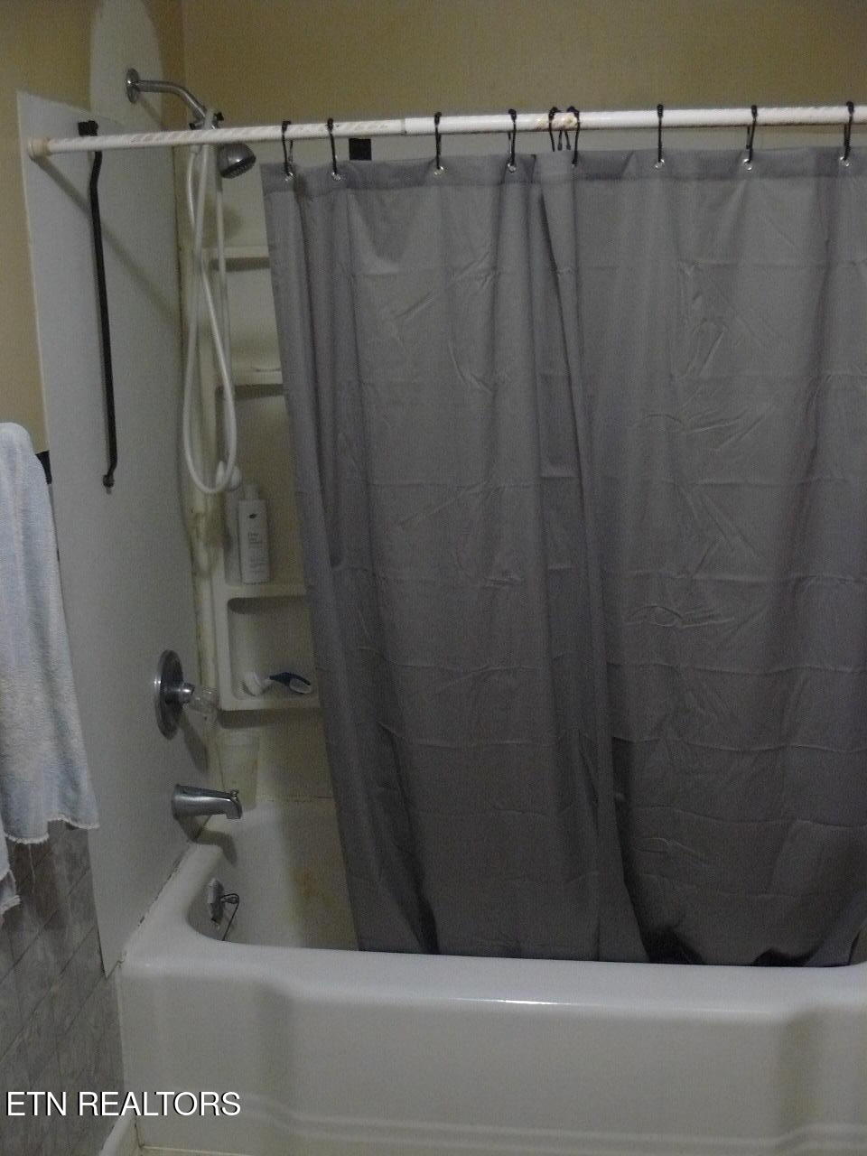 130 Main Street New Tazewell, TN 37825 - Photo 20 of 33 P1430240