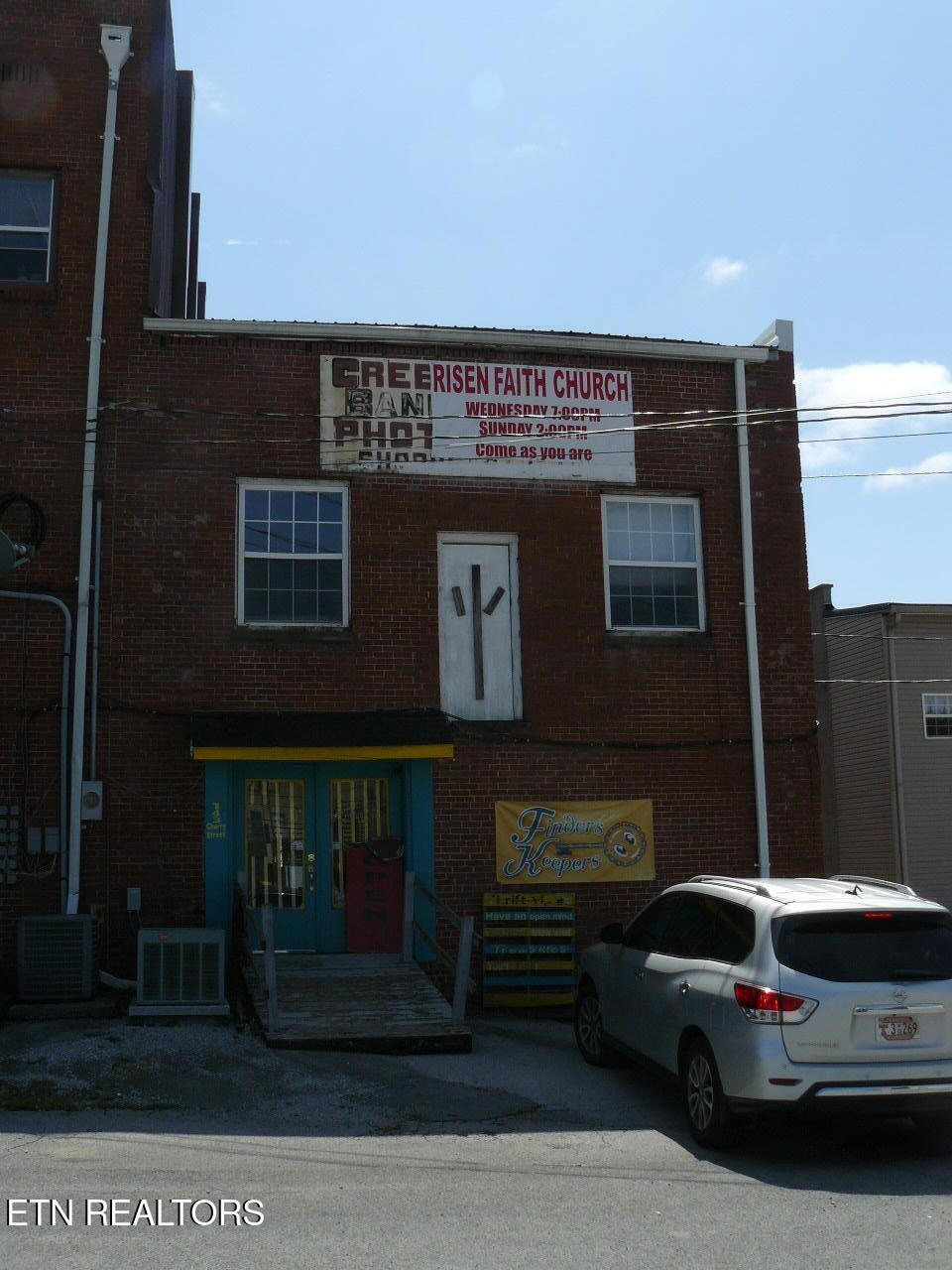 130 Main Street New Tazewell, TN 37825 - Photo 2 of 33 P1430243