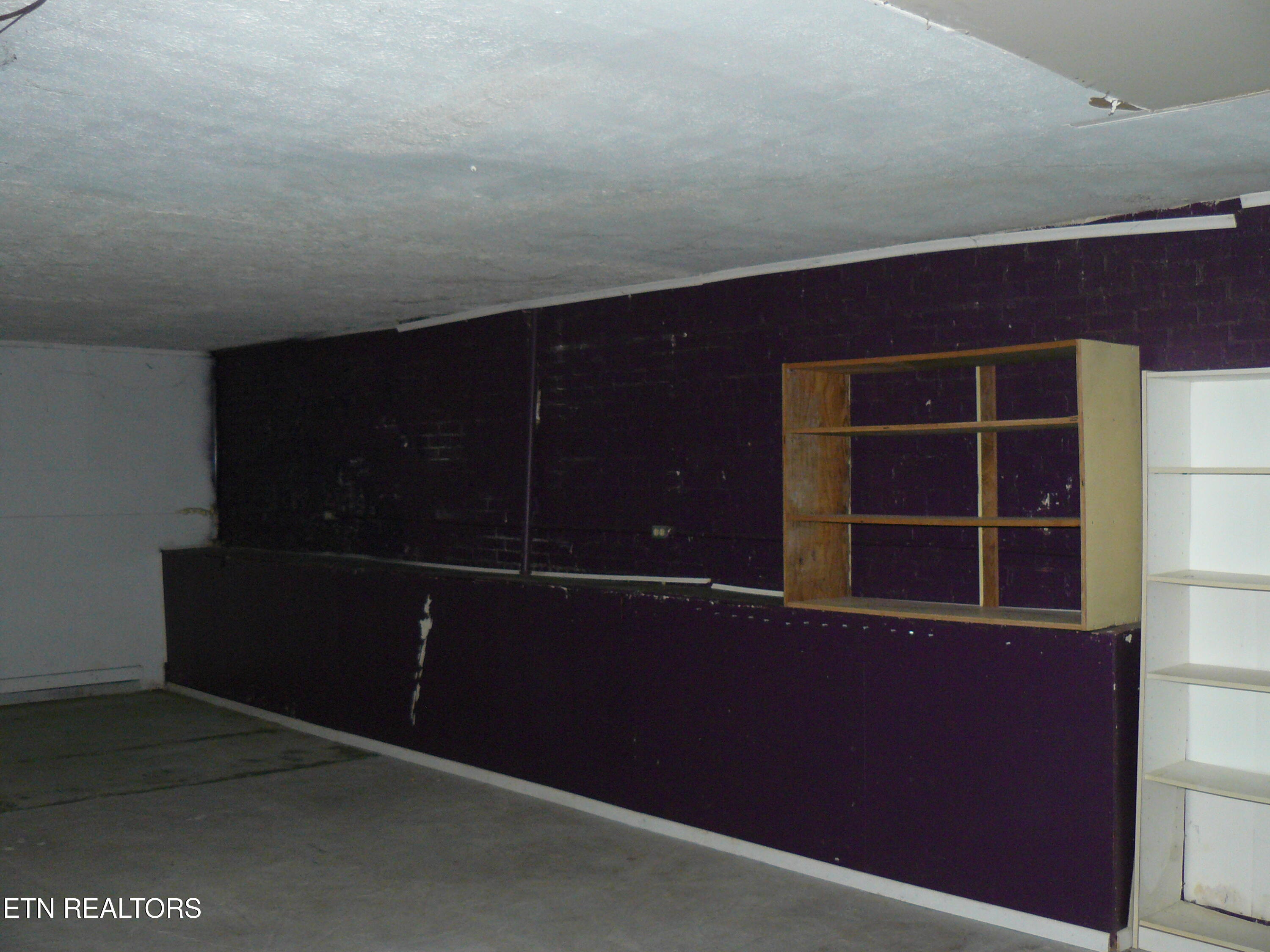 130 Main Street New Tazewell, TN 37825 - Photo 31 of 33 P1430327