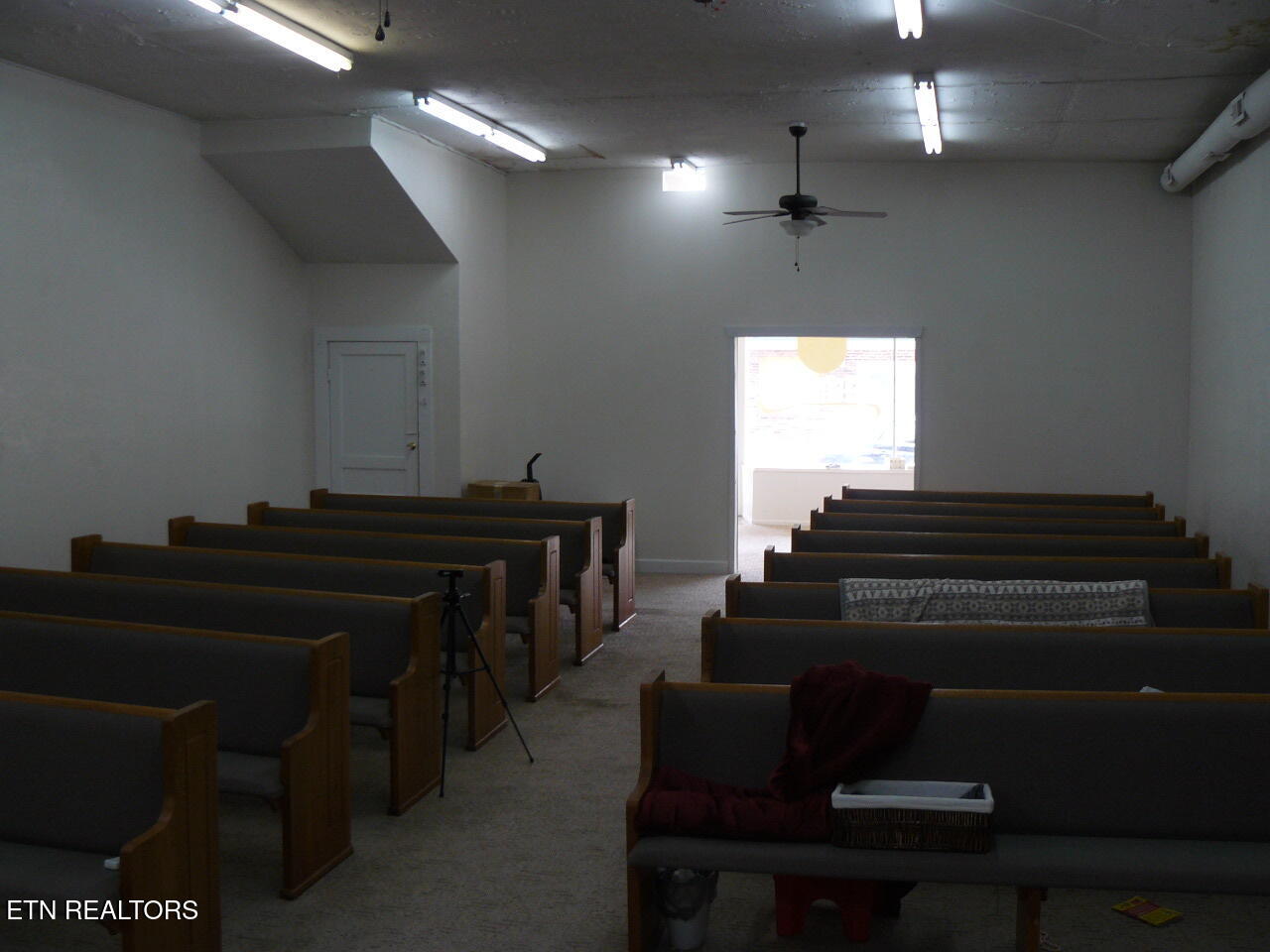 130 Main Street New Tazewell, TN 37825 - Photo 9 of 33 P1430215