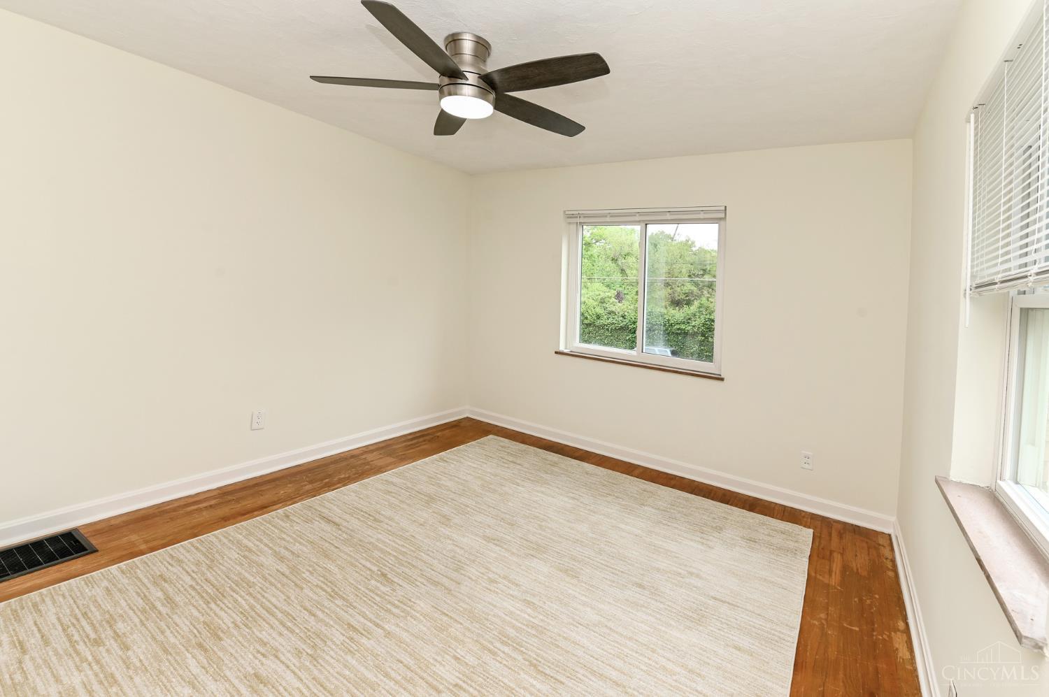 3680 Brotherton Road Cincinnati, OH 45209 - Photo 13 of 27