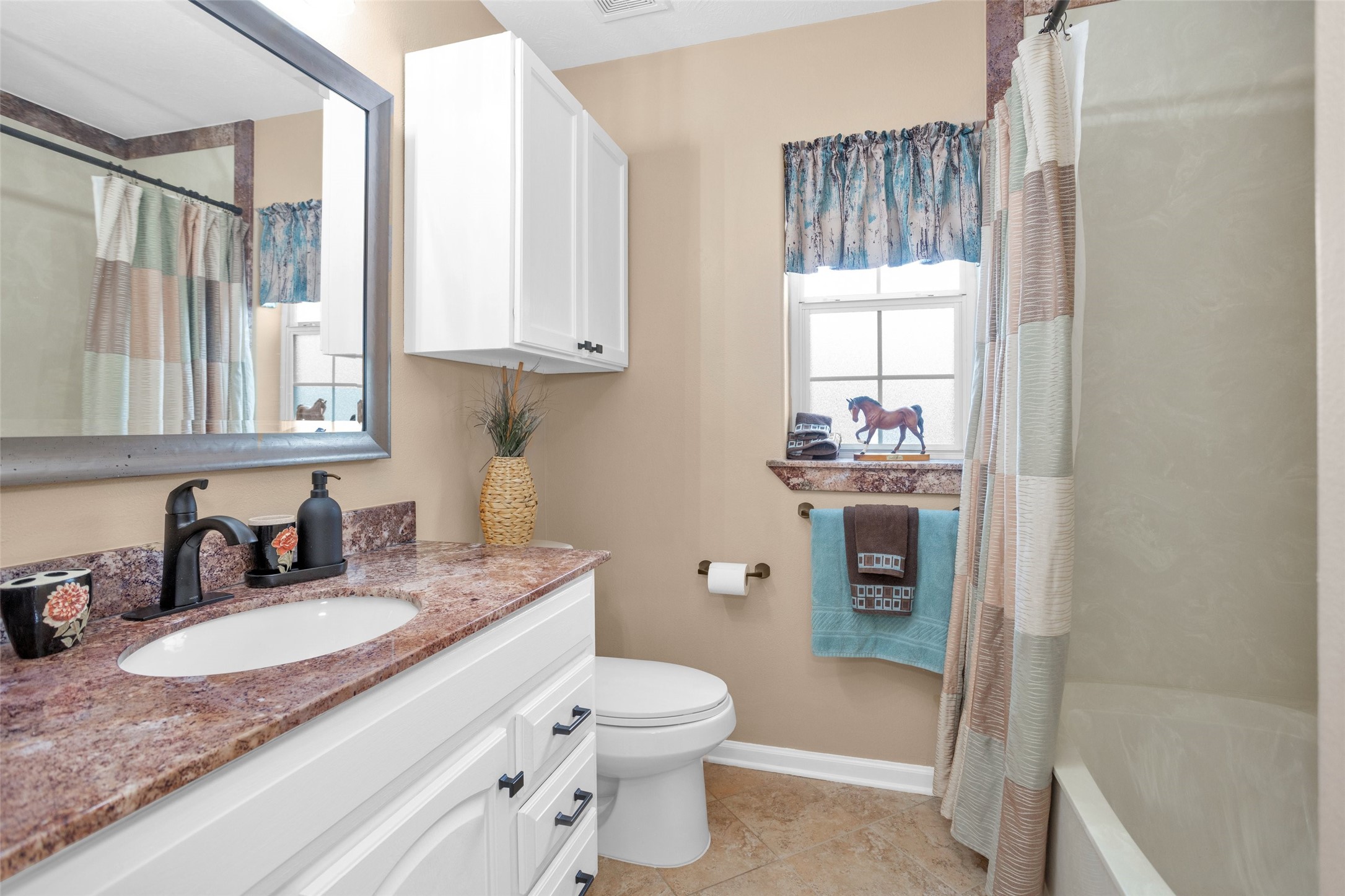 30820 Collier Smith Road Magnolia, TX 77354 - Photo 21 of 50 Guest Bath 1