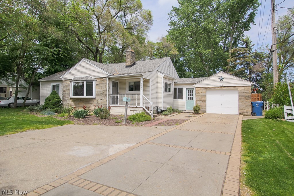 6401 Stumph Road Cleveland, OH 44130 - Photo 22 of 35