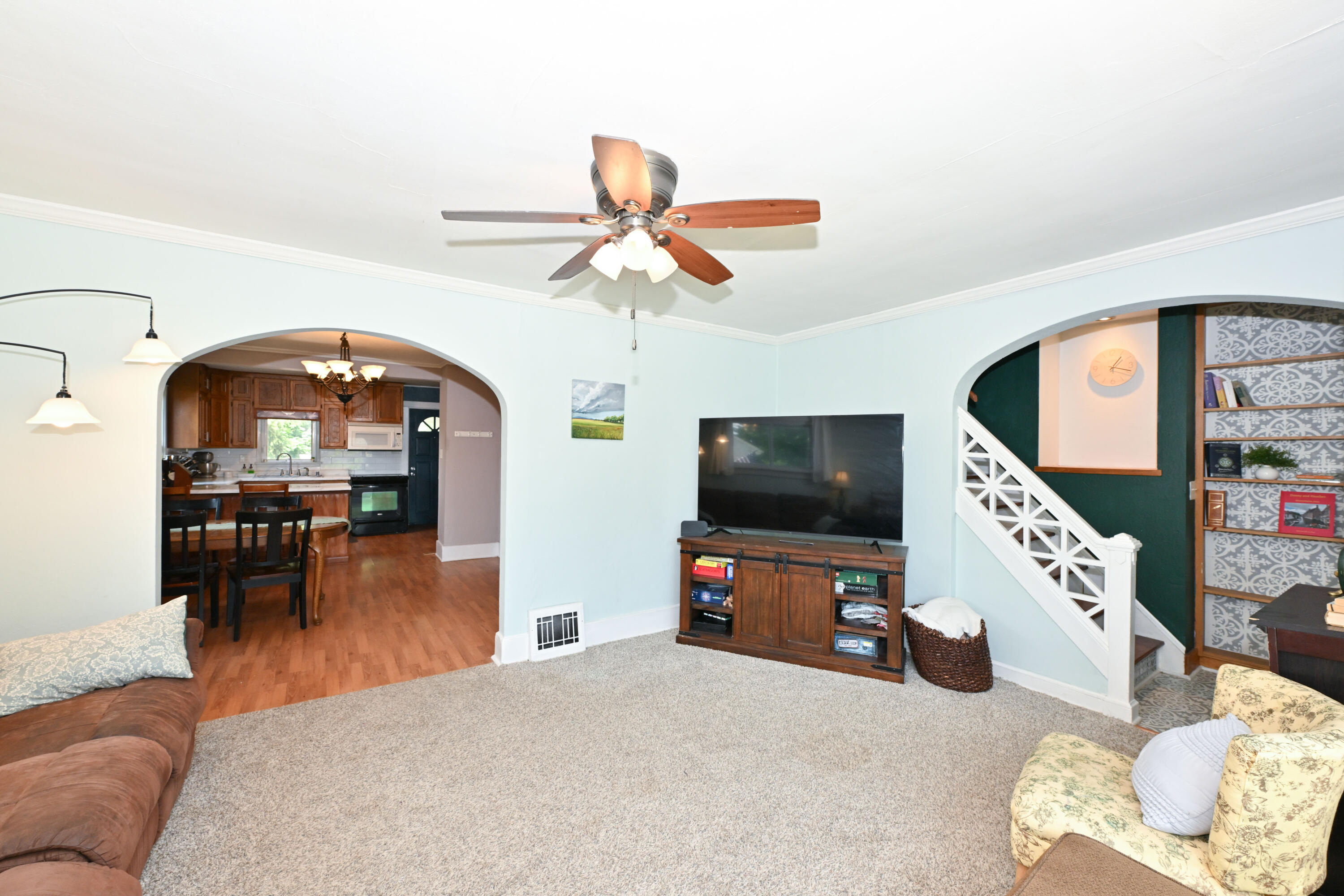 20516 Good Hope Road Lannon, WI 53046 - Photo 9 of 44 Photo (9)