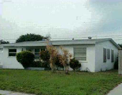 3927 Mackinac Road Lake Worth, FL 33462 - Photo 1 of 1 Primary Photo