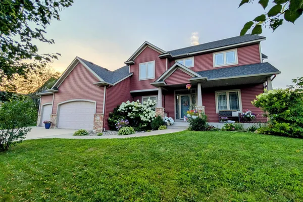 $765,000 | 3411 Tralee Lane Northeast, Rochester, MN 55906