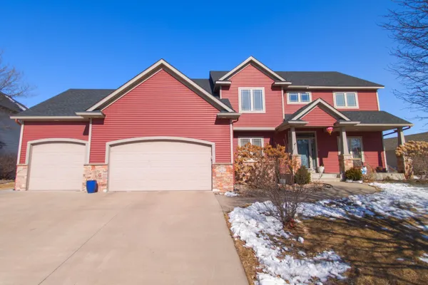 $765,000 | 3411 Tralee Lane Northeast, Rochester, MN 55906