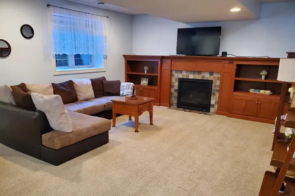 $765,000 | 3411 Tralee Lane Northeast, Rochester, MN 55906