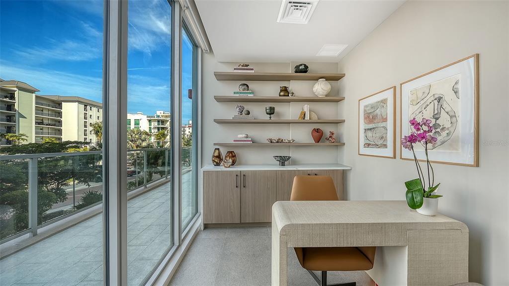 223 Golden Gate Point, Unit 302 Sarasota, FL 34236 - Photo 24 of 24