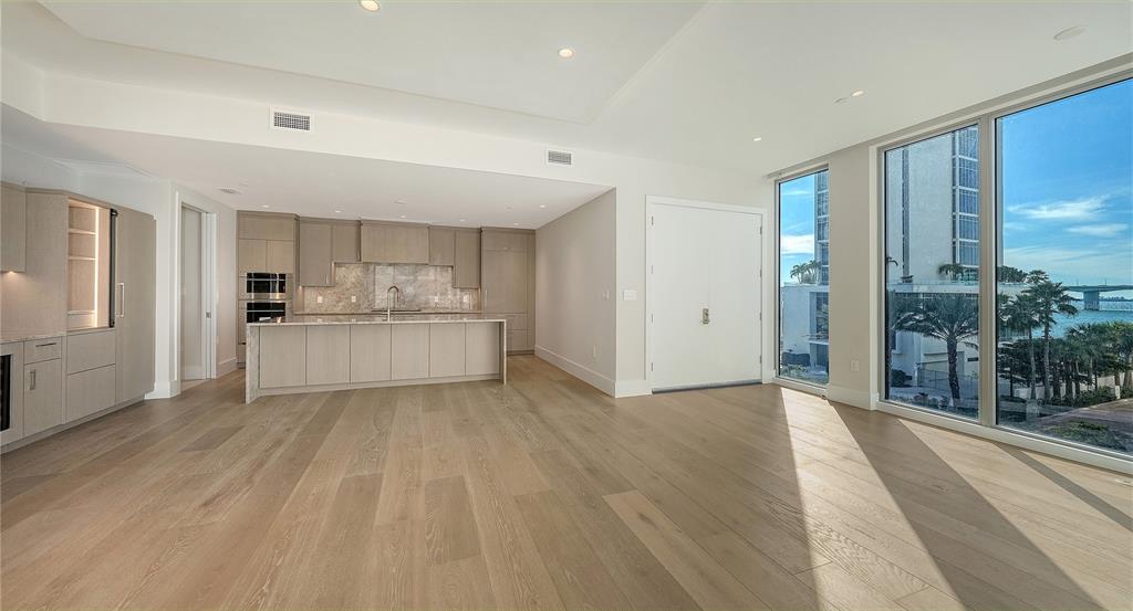 223 Golden Gate Point, Unit 302 Sarasota, FL 34236 - Photo 9 of 24