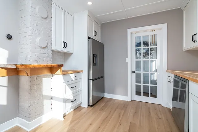 $2,950 | 40 Mechanic Street, South Kingstown, RI 02879