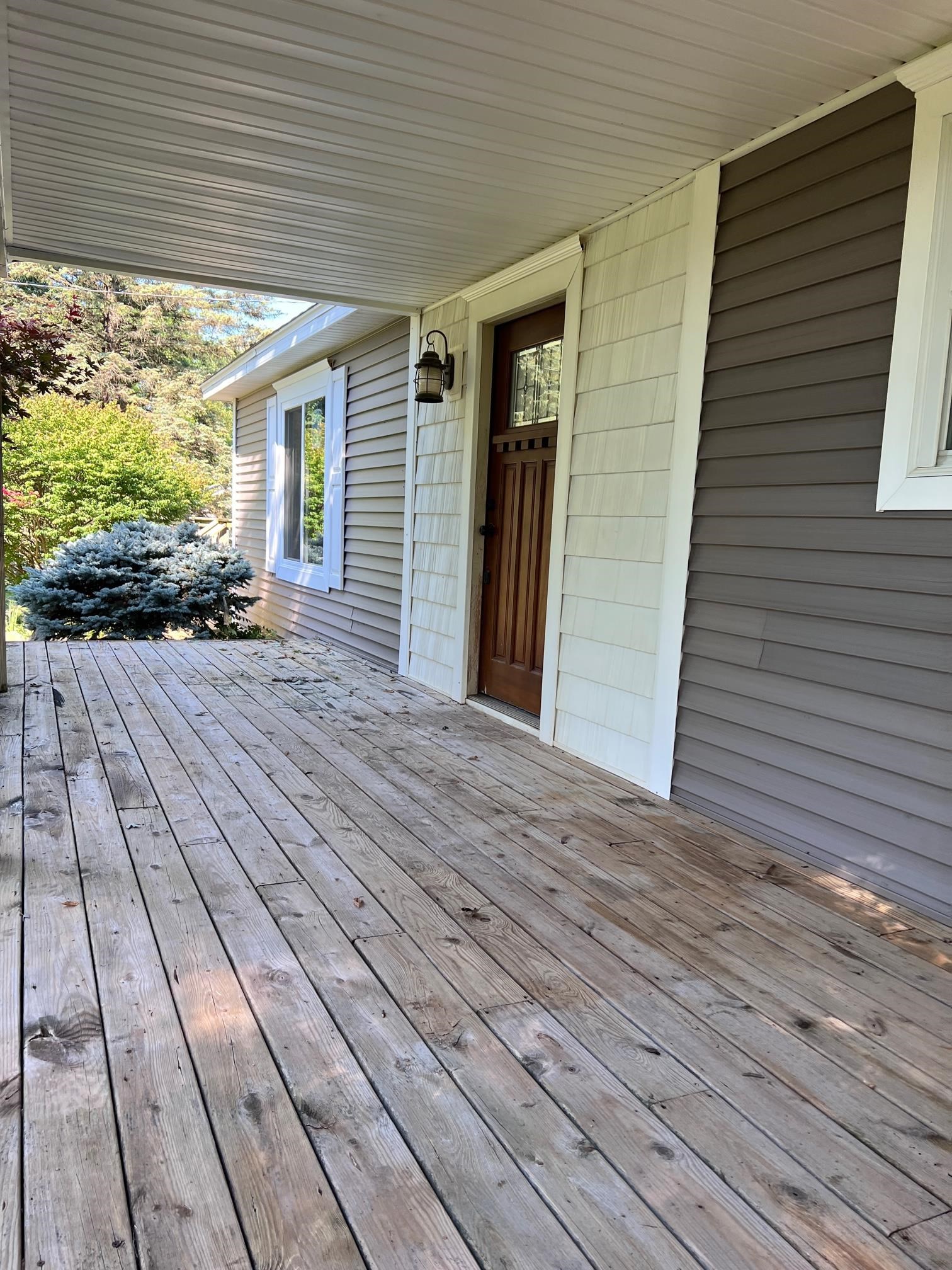 3355 East Braden Road Perry, MI 48872 - Photo 3 of 31 50119075-2.JPG