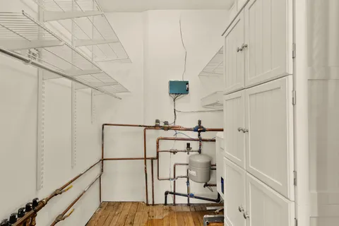$1,200,000 | 619 Independence Avenue Southeast, Washington, DC 20003