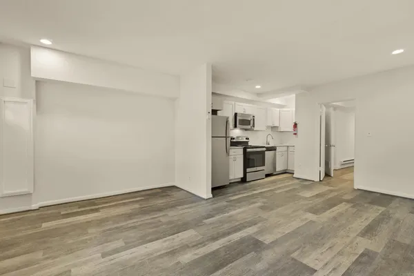 $1,200,000 | 619 Independence Avenue Southeast, Washington, DC 20003