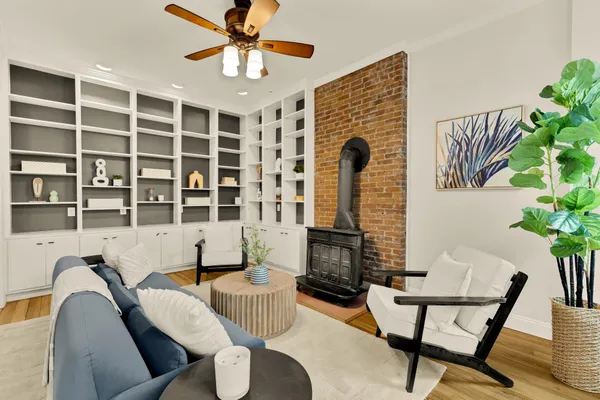 $1,200,000 | 619 Independence Avenue Southeast, Washington, DC 20003