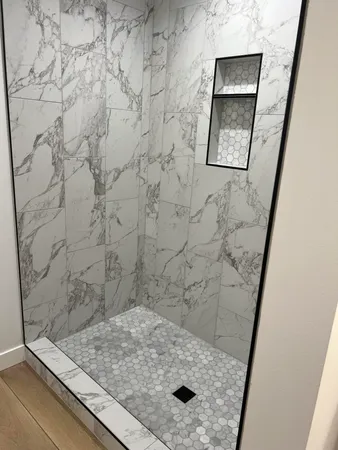 $485,000 | 1371 Annapolis Drive, Holmen, WI 54636