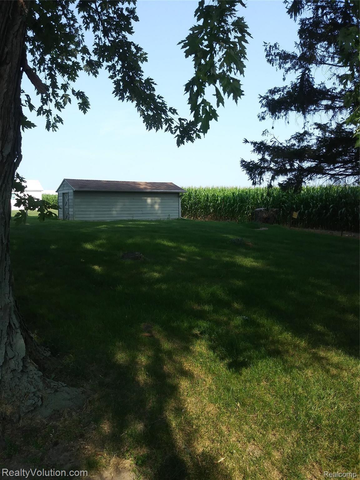 6945 Baker Road Bridgeport, MI 48722 - Photo 4 of 31 20190726_101729.jpg