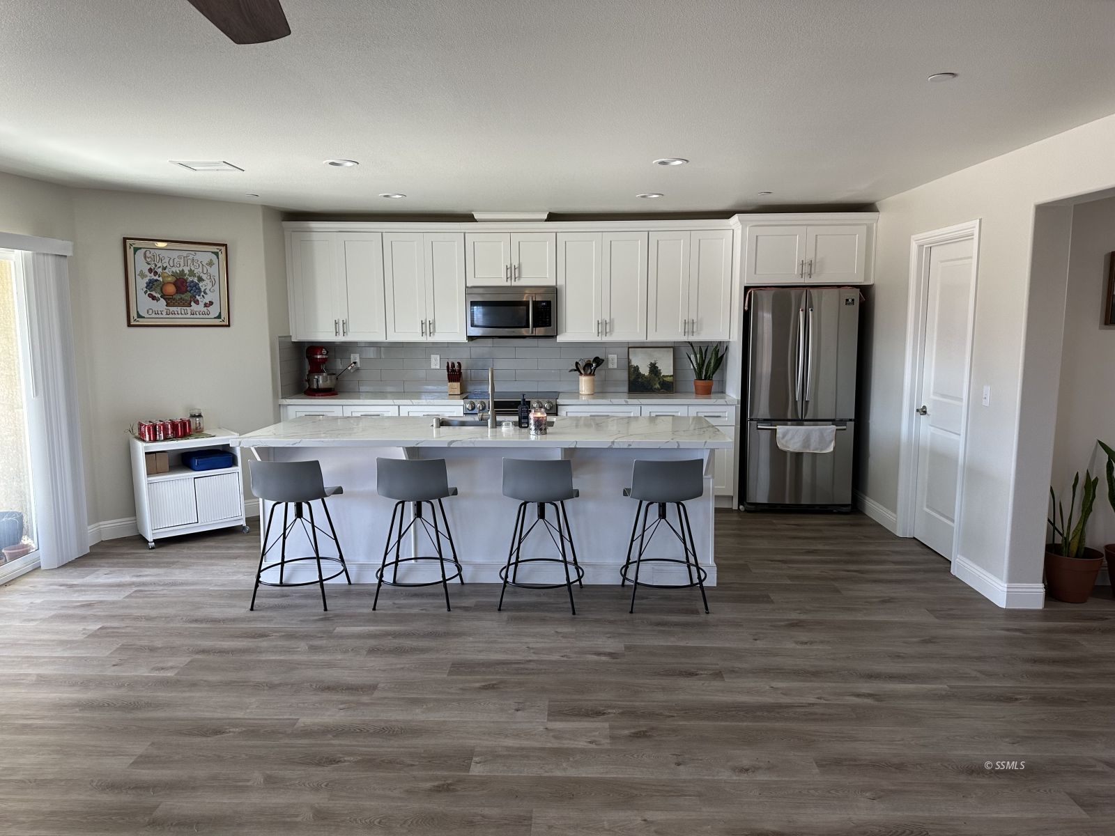 945 West Willow Avenue Ridgecrest, CA 93555 - Photo 7 of 31 Gallery Image 7