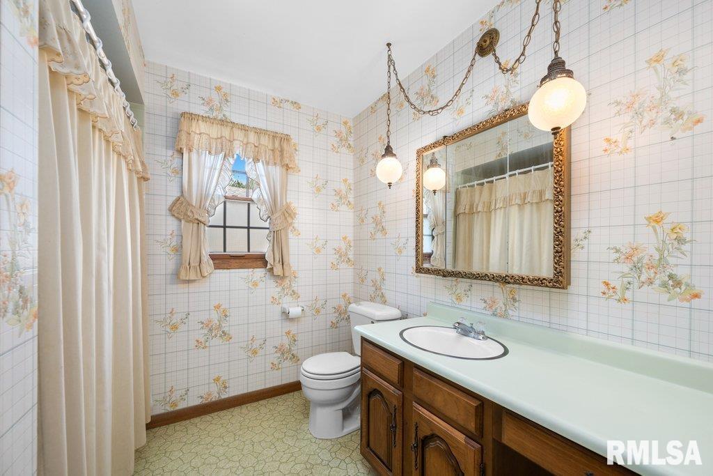 3205 40th Street Moline, IL 61265 - Photo 18 of 29