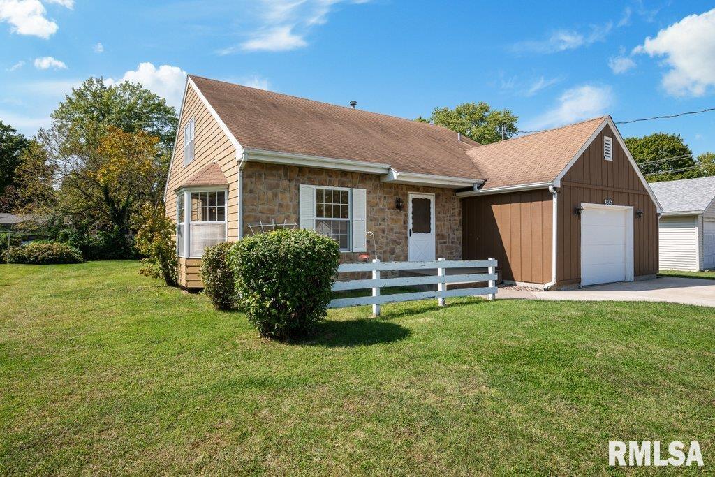 3205 40th Street Moline, IL 61265 - Photo 2 of 29