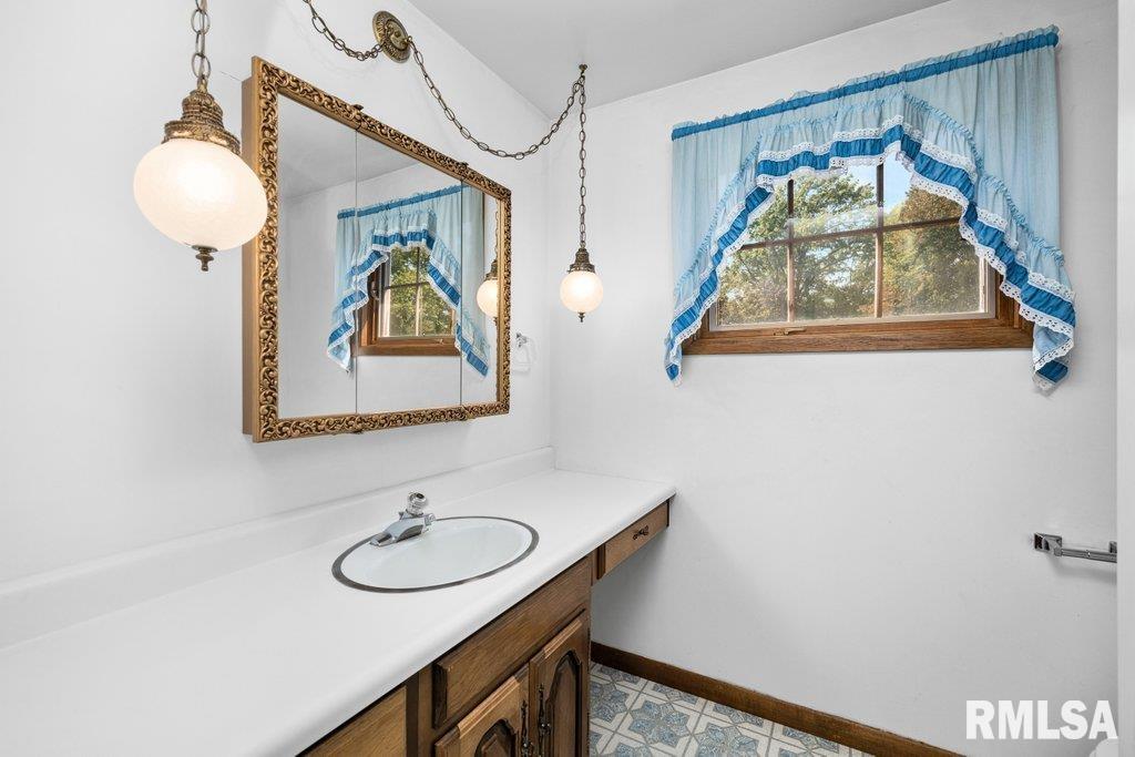 3205 40th Street Moline, IL 61265 - Photo 23 of 29