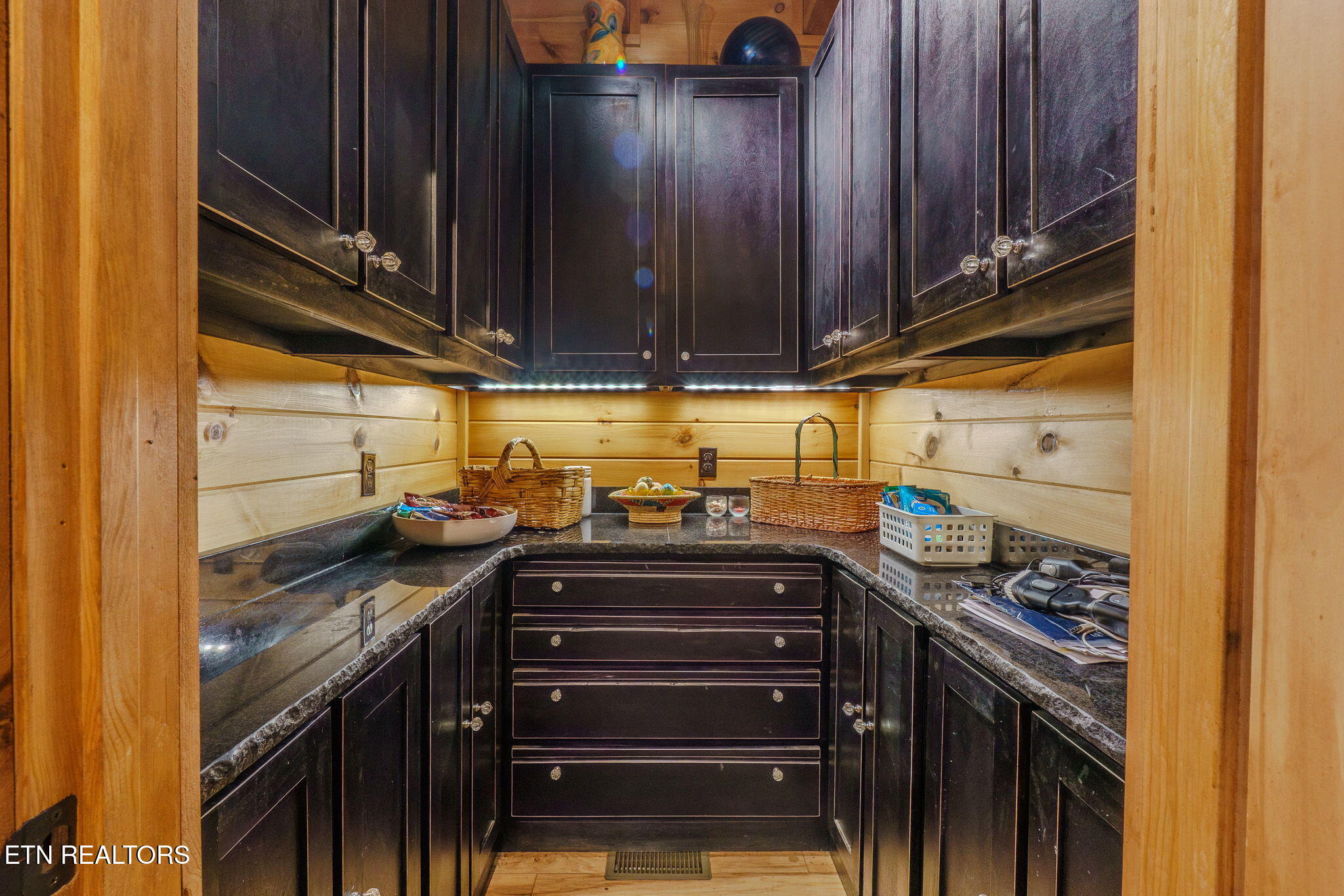 4160 Green Corner Road Hartford, TN 37753 - Photo 13 of 56 19-web-or-mls-DSC00195-HDR