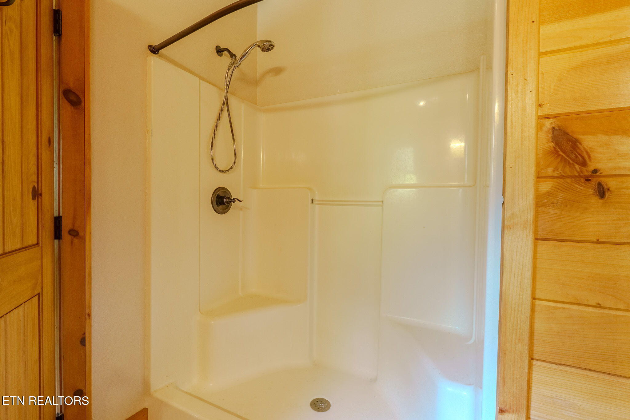 4160 Green Corner Road Hartford, TN 37753 - Photo 29 of 56 43-web-or-mls-DSC00713-HDR