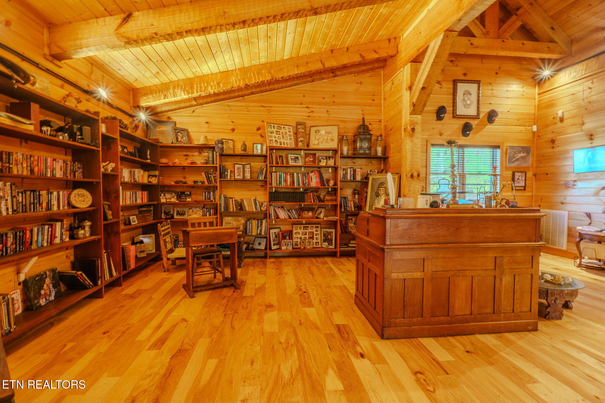 4160 Green Corner Road Hartford, TN 37753 - Photo 32 of 56 30-web-or-mls-DSC00429-HDR