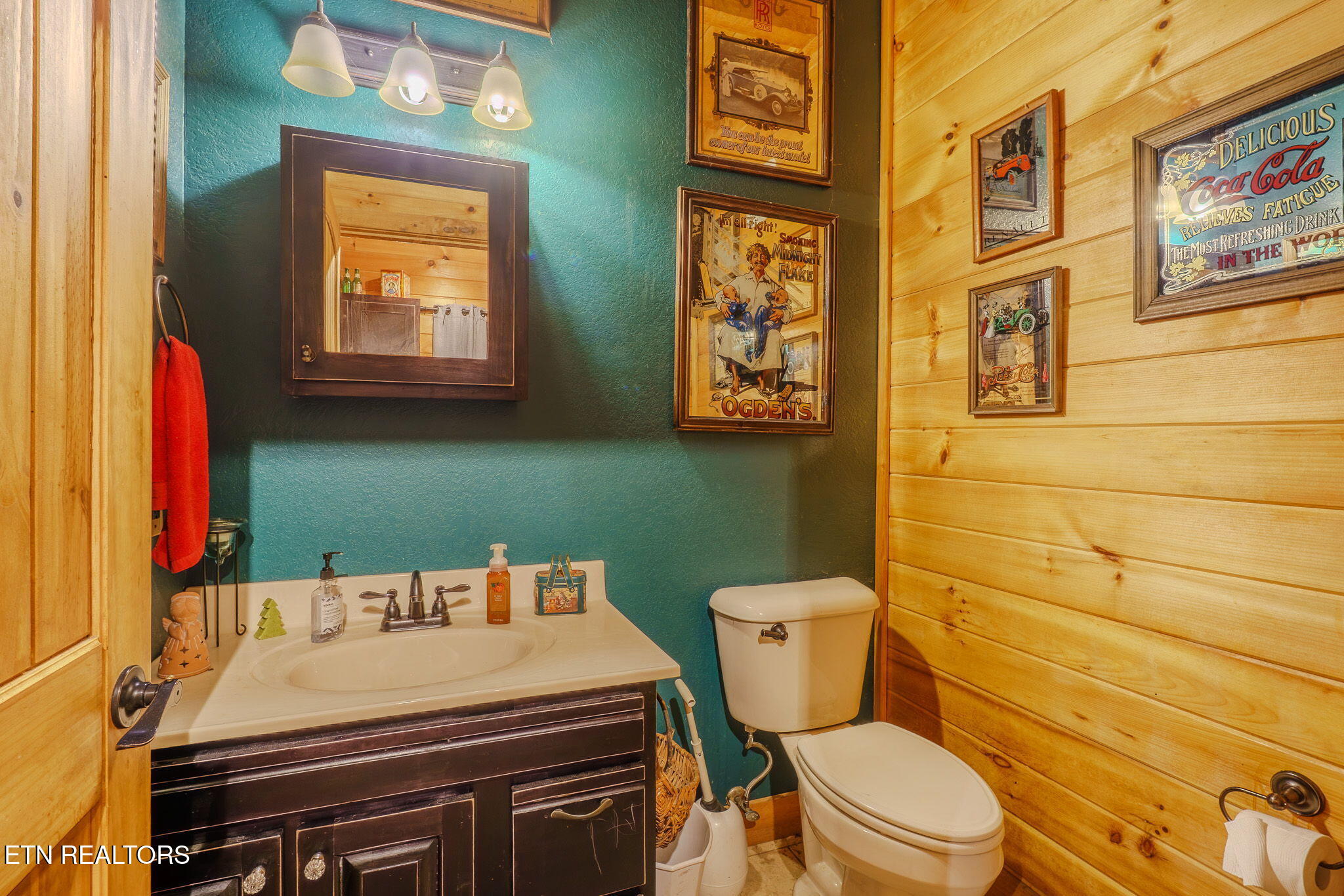 4160 Green Corner Road Hartford, TN 37753 - Photo 48 of 56 16-web-or-mls-DSC00134-HDR