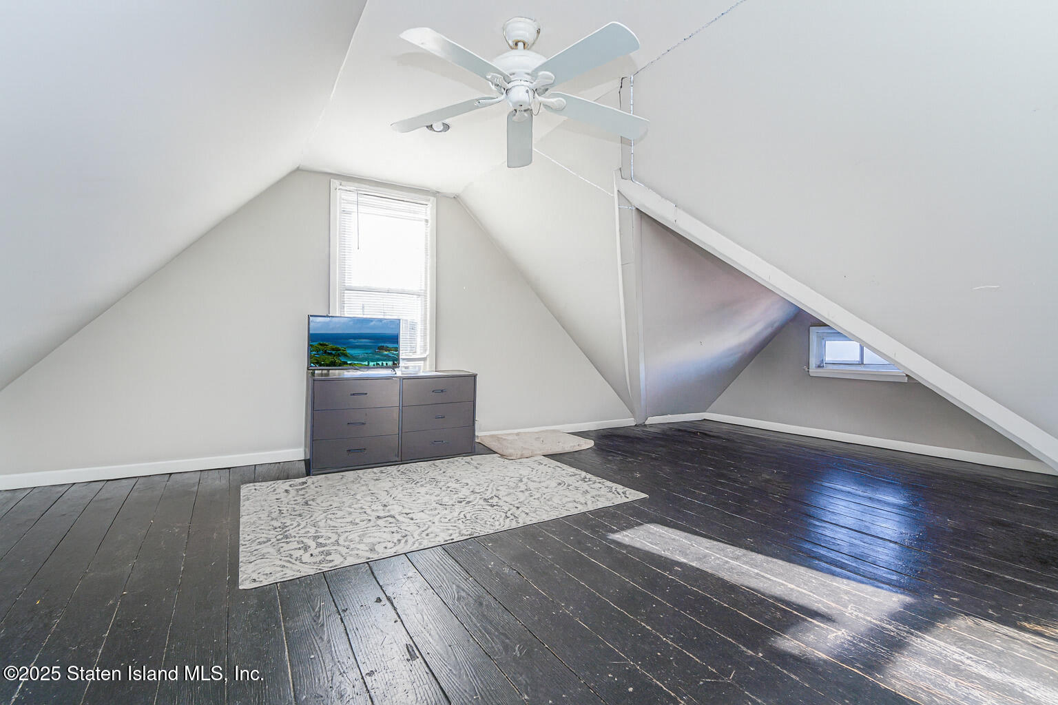 4062 Amboy Road Staten Island, NY 10308 - Photo 13 of 21 a view of entryway and hall with wooden floor