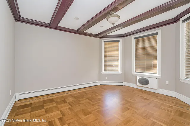 $858,000 | 4062 Amboy Road | Great Kills