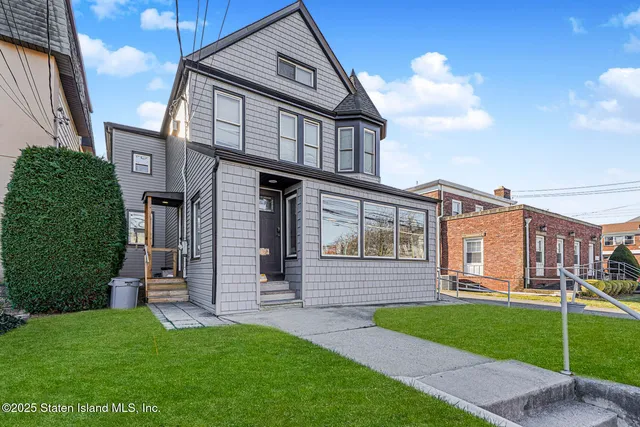 $858,000 | 4062 Amboy Road | Great Kills