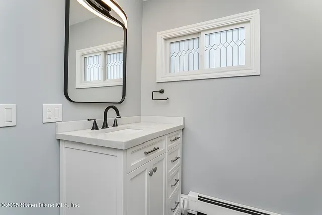 $858,000 | 4062 Amboy Road | Great Kills