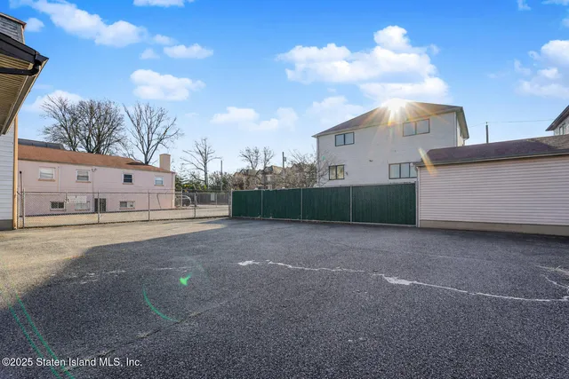 $858,000 | 4062 Amboy Road | Great Kills