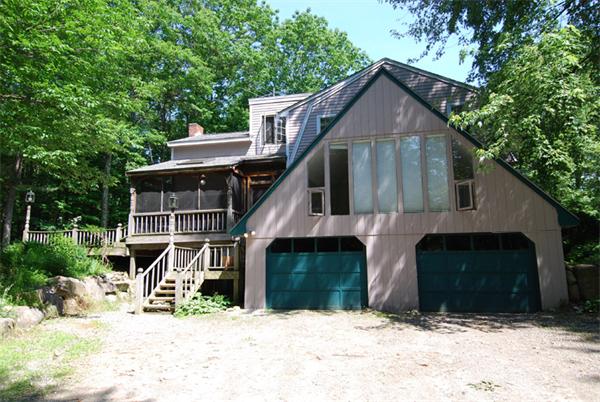3 Lancaster Road Hampstead, NH 03841 - Photo 3 of 23