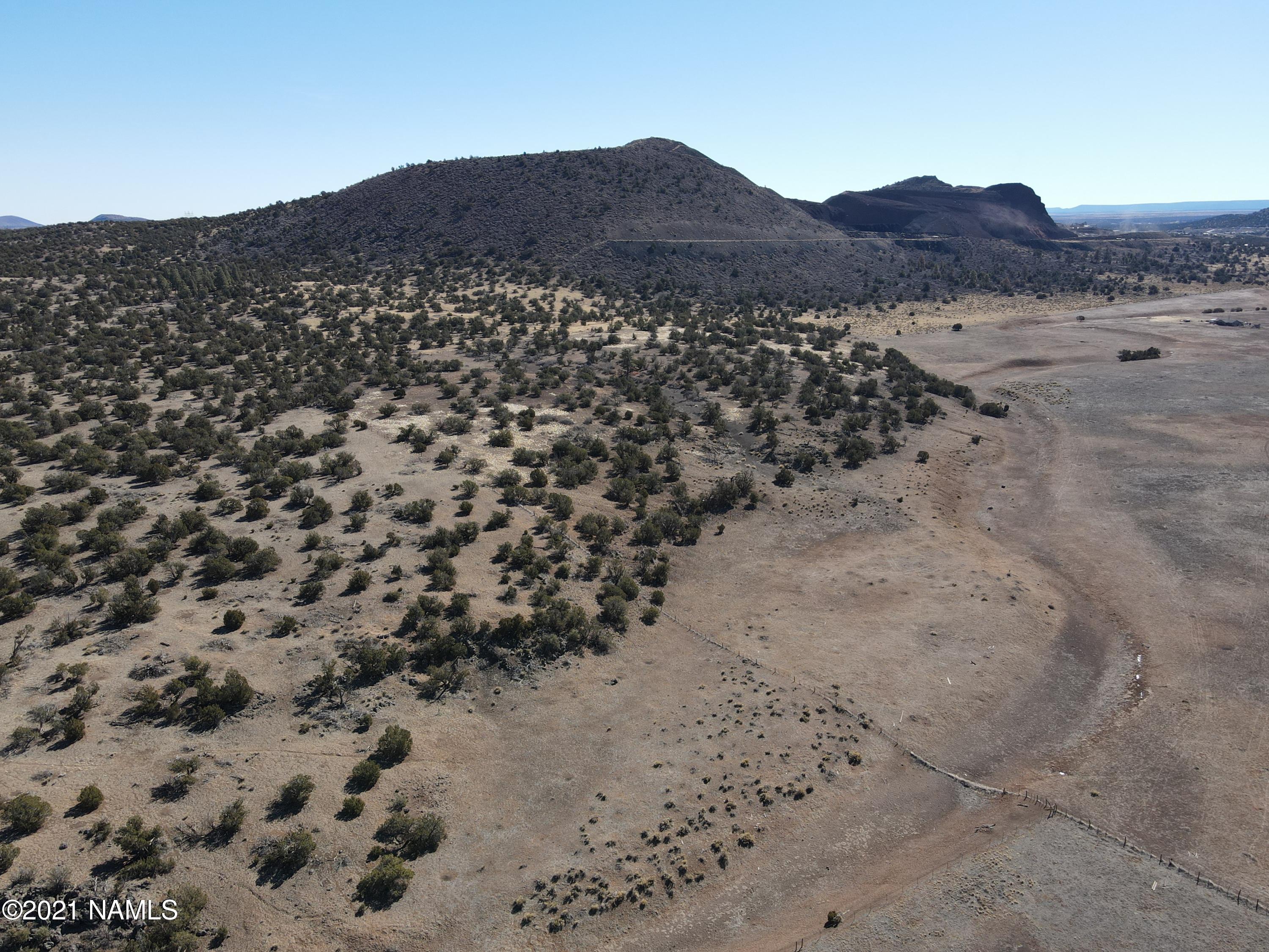 6837 Leupp Road Flagstaff, AZ 86004 - Photo 28 of 39 Photo_6553858_DJI_258_jpg_6608360_0_2021