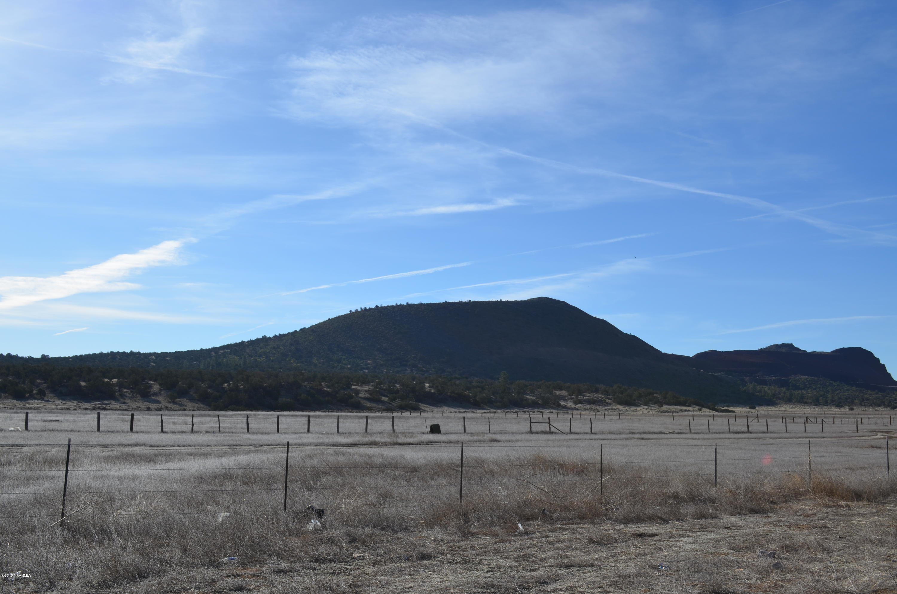 6837 Leupp Road Flagstaff, AZ 86004 - Photo 3 of 39 DSC_0058