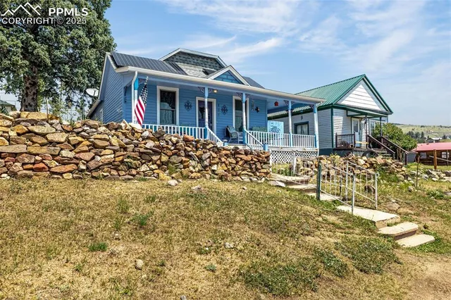 $279,000 | 137 East Eaton Avenue, Cripple Creek, CO 80813